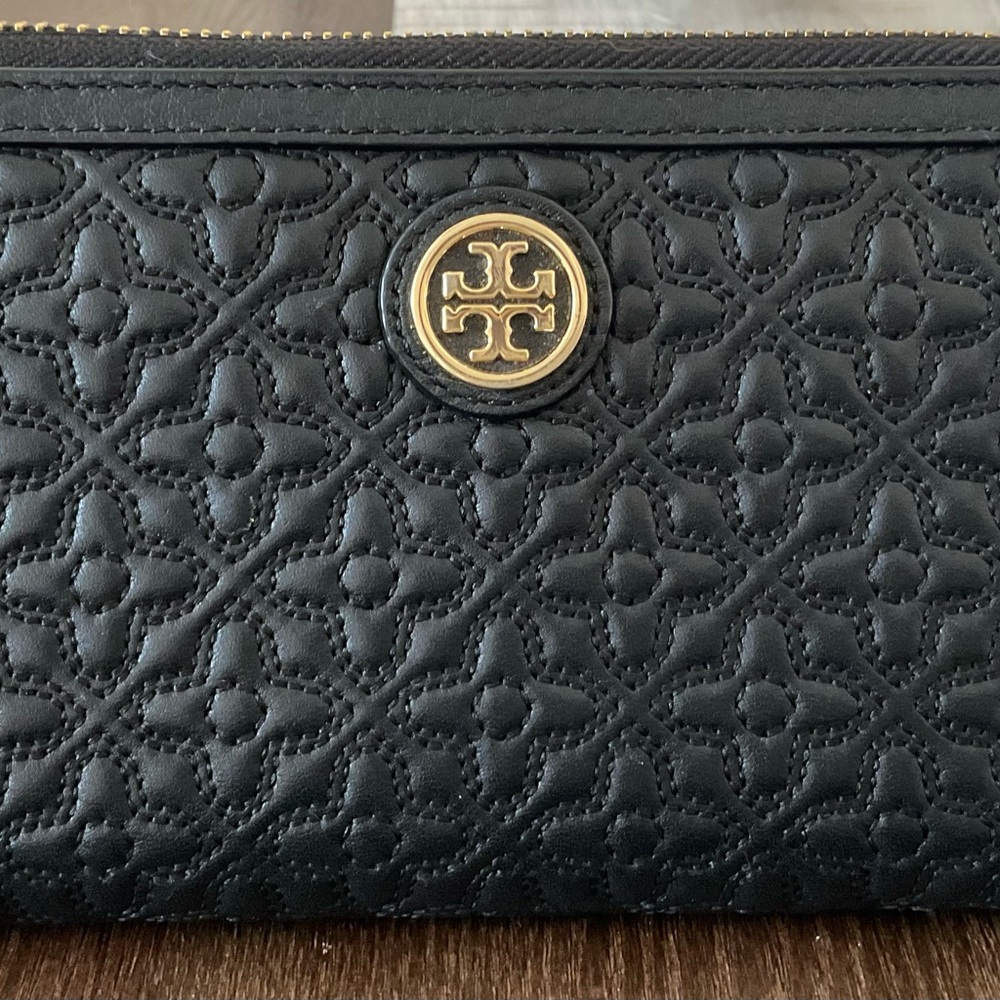 Tory Burch Black Quilted Wallet with Gold Logo